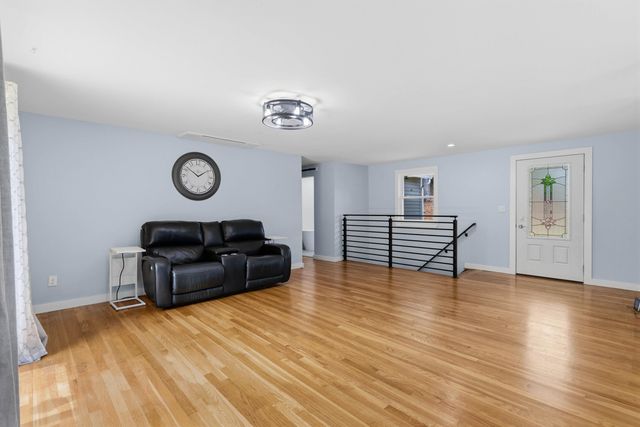 480 Woodlawn Ridge Road, Pembroke, NH 03275