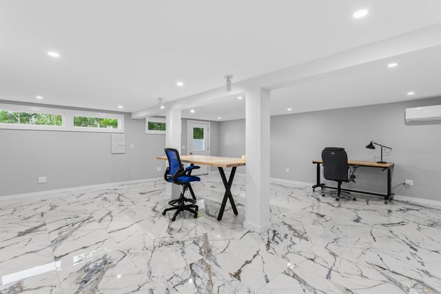 480 Woodlawn Ridge Road, Pembroke, NH 03275
