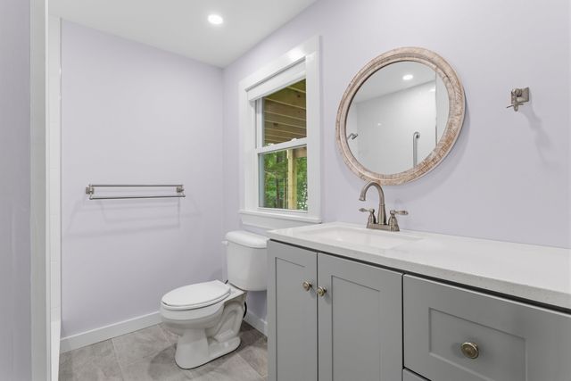 480 Woodlawn Ridge Road, Pembroke, NH 03275