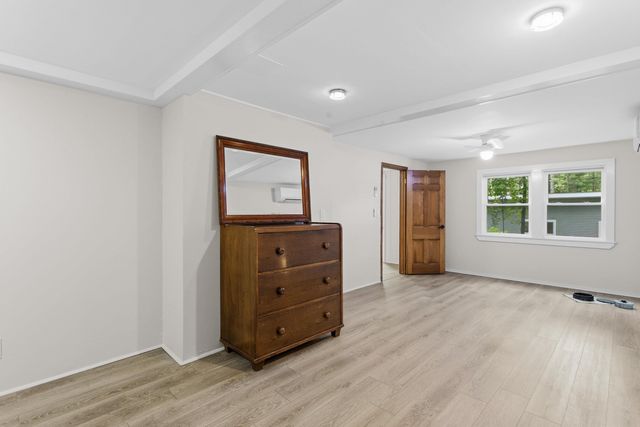 480 Woodlawn Ridge Road, Pembroke, NH 03275