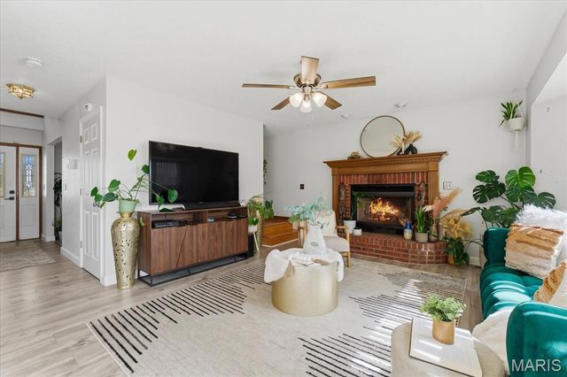 918 Columbia Avenue, Fairview Heights, IL 62208