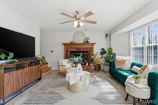 918 Columbia Avenue, Fairview Heights, IL 62208