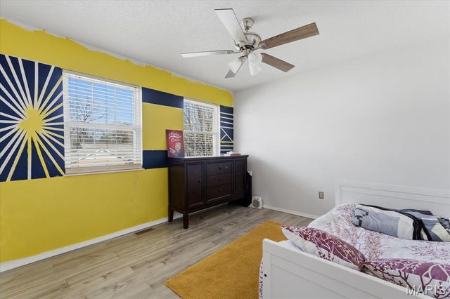 918 Columbia Avenue, Fairview Heights, IL 62208