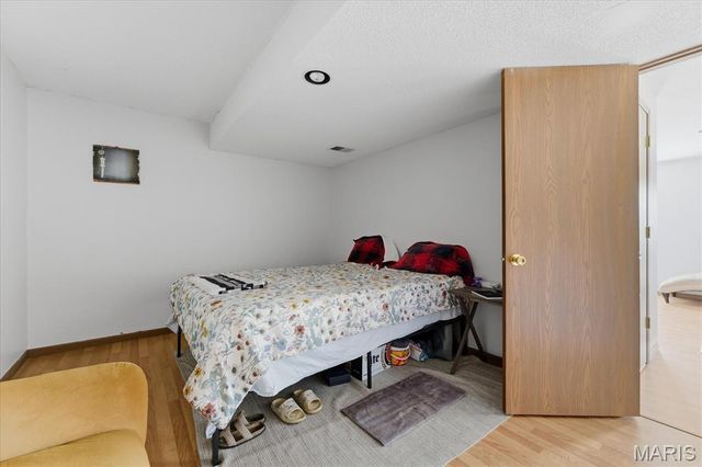 918 Columbia Avenue, Fairview Heights, IL 62208