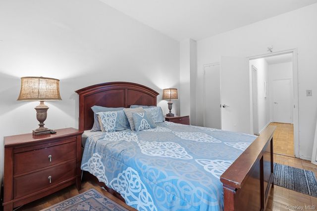 55 Knolls Crescent 1B, Bronx, NY 10463
