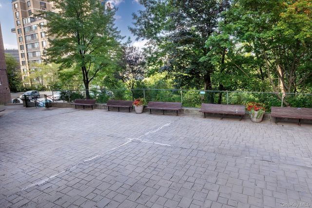 55 Knolls Crescent 1B, Bronx, NY 10463