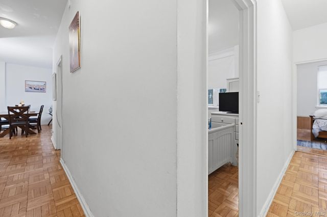 55 Knolls Crescent 1B, Bronx, NY 10463