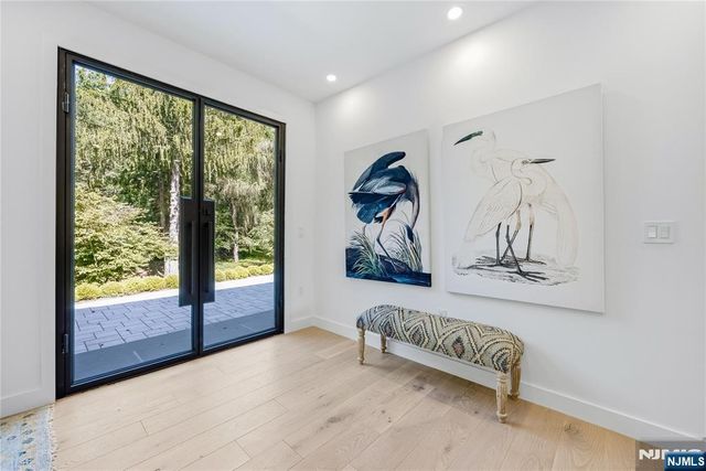125 Hudson Avenue, Tenafly, NJ 07670