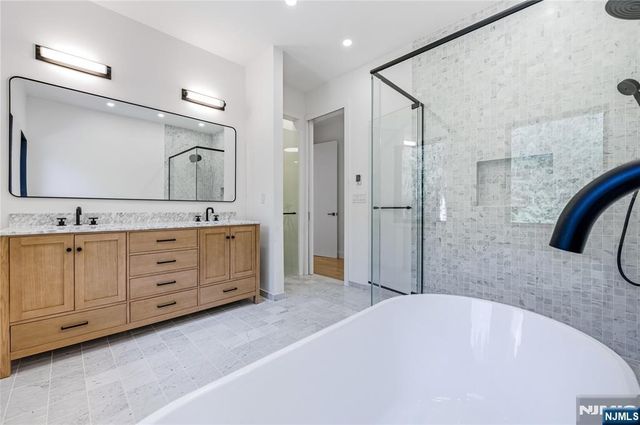 125 Hudson Avenue, Tenafly, NJ 07670