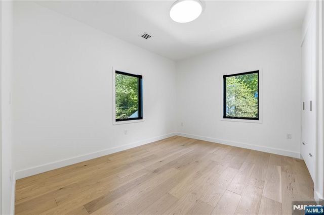 125 Hudson Avenue, Tenafly, NJ 07670