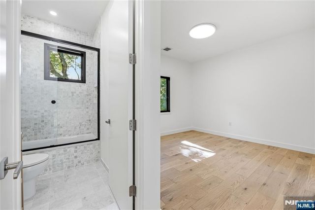 125 Hudson Avenue, Tenafly, NJ 07670