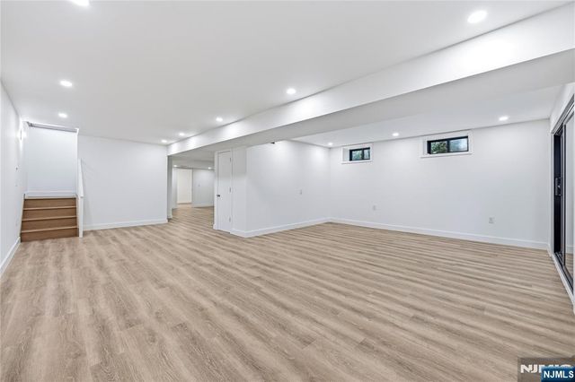 125 Hudson Avenue, Tenafly, NJ 07670