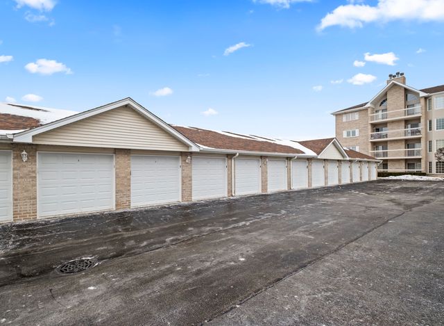 7759 Bristol Park Drive 2SE, Tinley Park, IL 60477