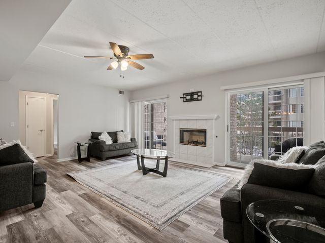 7759 Bristol Park Drive 2SE, Tinley Park, IL 60477