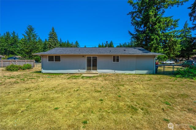 11734 Fry Avenue SW, Port Orchard, WA 98367