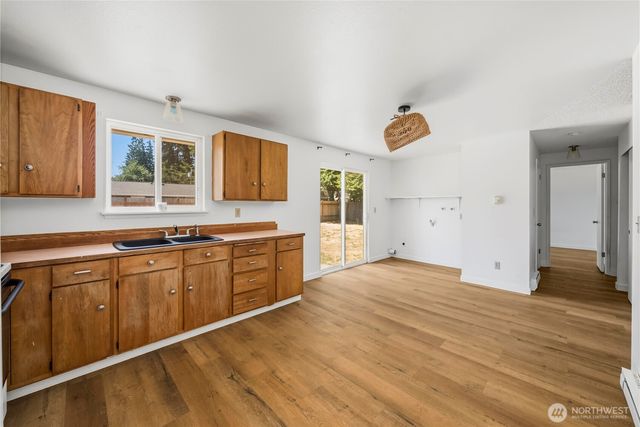 11734 Fry Avenue SW, Port Orchard, WA 98367