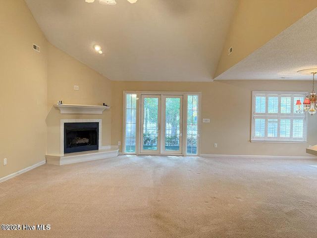 9402 Short Putt Court, Wilmington, NC 28412