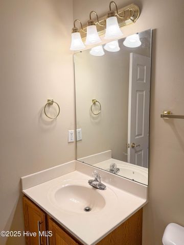 9402 Short Putt Court, Wilmington, NC 28412