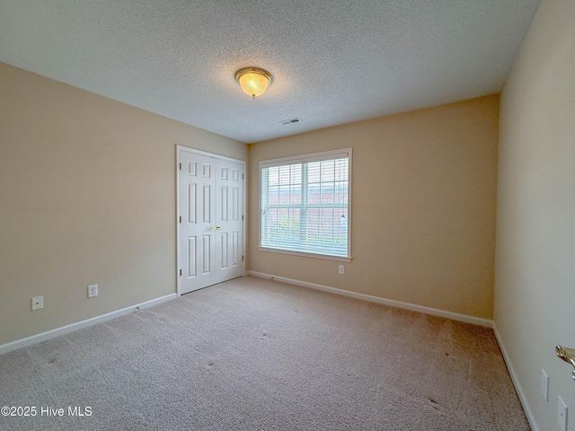 9402 Short Putt Court, Wilmington, NC 28412