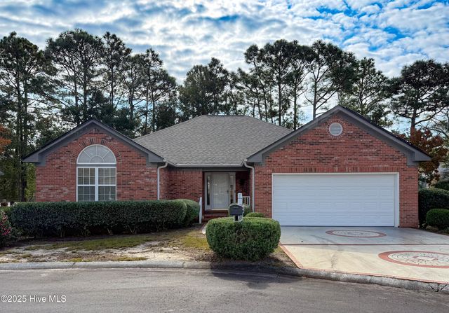 9402 Short Putt Court, Wilmington, NC 28412