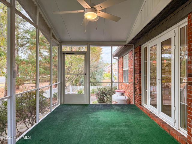 9402 Short Putt Court, Wilmington, NC 28412