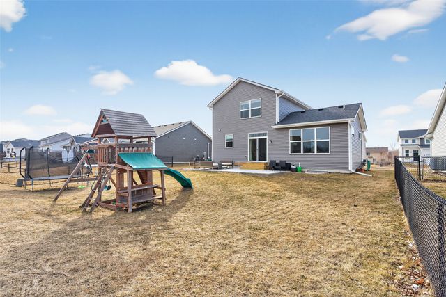 63 SE Dorr Drive, Pleasant Hill, IA 50327
