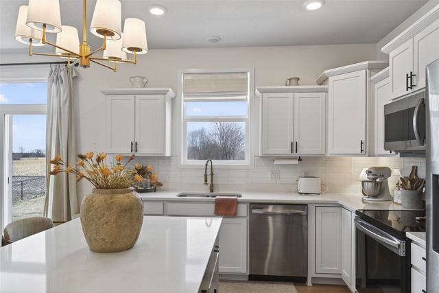 63 SE Dorr Drive, Pleasant Hill, IA 50327