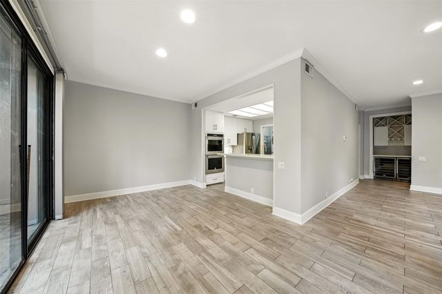 171 Litchfield Lane, Houston, TX 77024