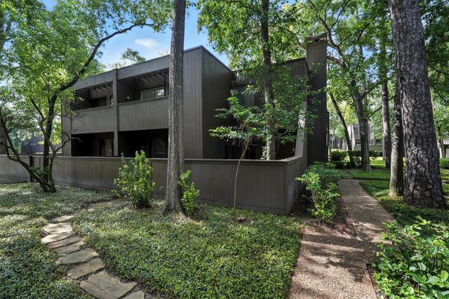 171 Litchfield Lane, Houston, TX 77024