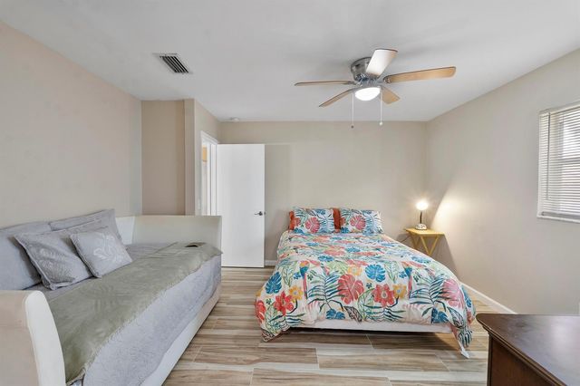 3344 Plaza Place, Lake Worth, FL 33462