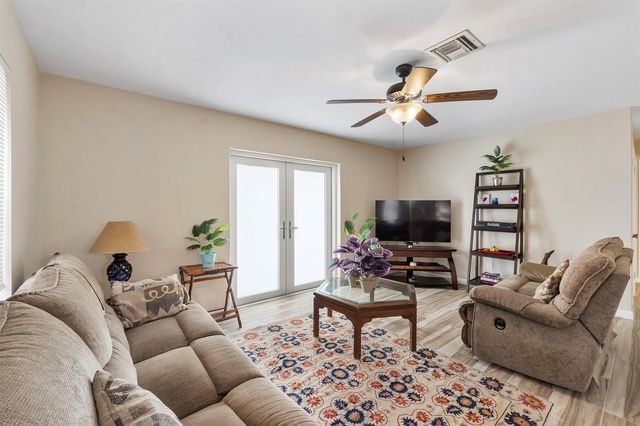 3344 Plaza Place, Lake Worth, FL 33462