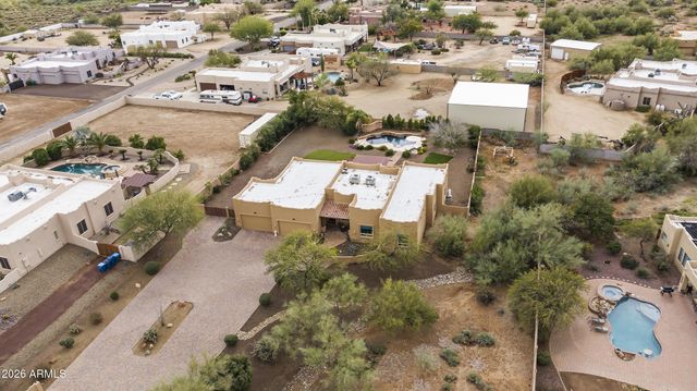 125 E DESERT HILLS Drive, Phoenix, AZ 85086