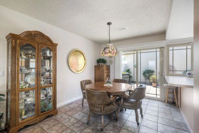 3902 Vista Campana North 25, Oceanside, CA 92057