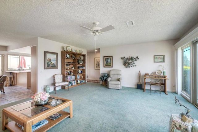 3902 Vista Campana North 25, Oceanside, CA 92057