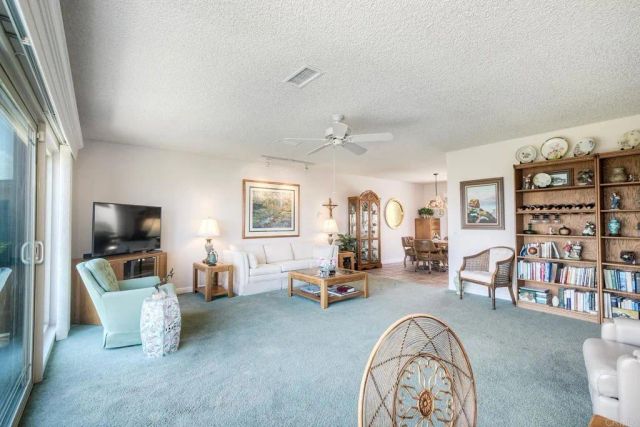 3902 Vista Campana North 25, Oceanside, CA 92057