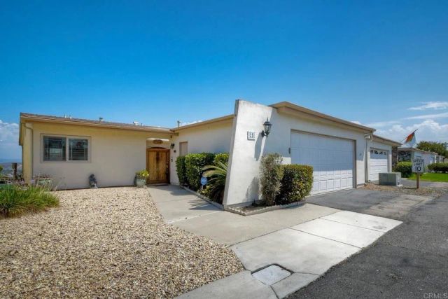 3902 Vista Campana North 25, Oceanside, CA 92057
