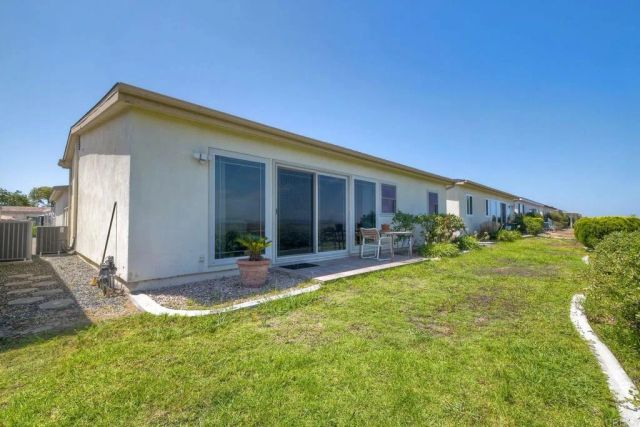 3902 Vista Campana North 25, Oceanside, CA 92057