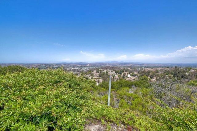 3902 Vista Campana North 25, Oceanside, CA 92057
