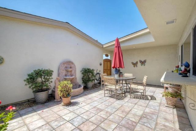 3902 Vista Campana North 25, Oceanside, CA 92057