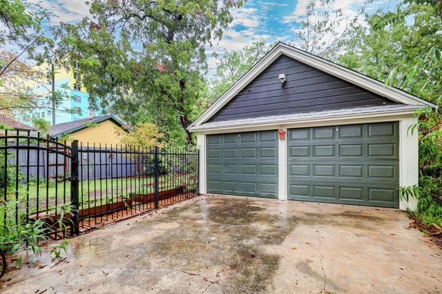 610 Oakley Street, Houston, TX 77006