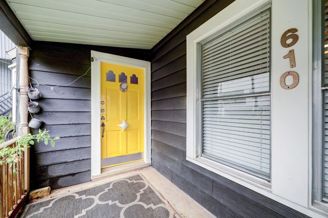 610 Oakley Street, Houston, TX 77006