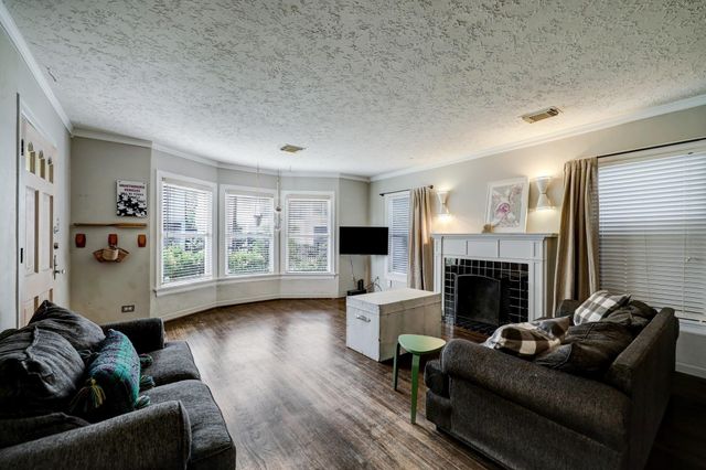 610 Oakley Street, Houston, TX 77006