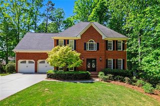 5702 Fallsbrook Lane NW, Acworth, GA 30101