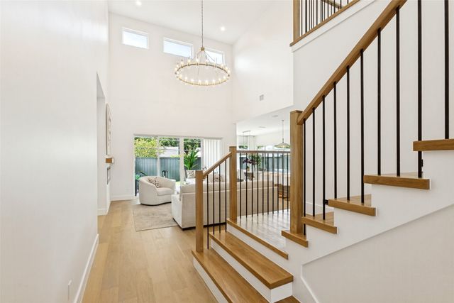 13723 Far Hills Lane, Dallas, TX 75240