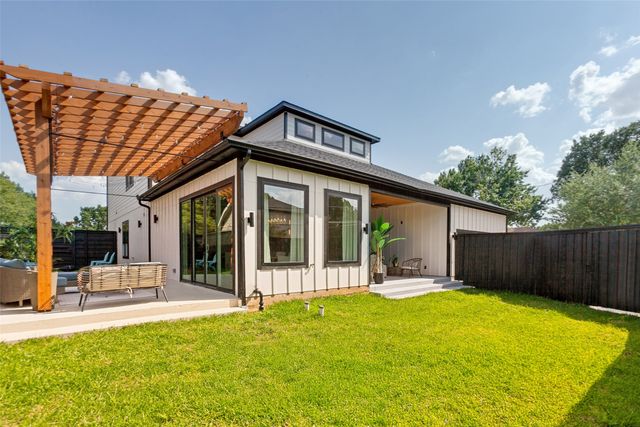 13723 Far Hills Lane, Dallas, TX 75240