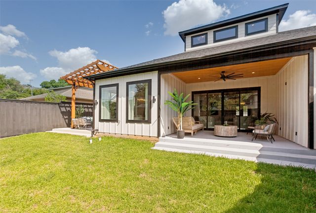 13723 Far Hills Lane, Dallas, TX 75240