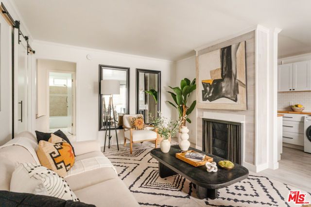 1845 Corinth Avenue 107, Los Angeles, CA 90025