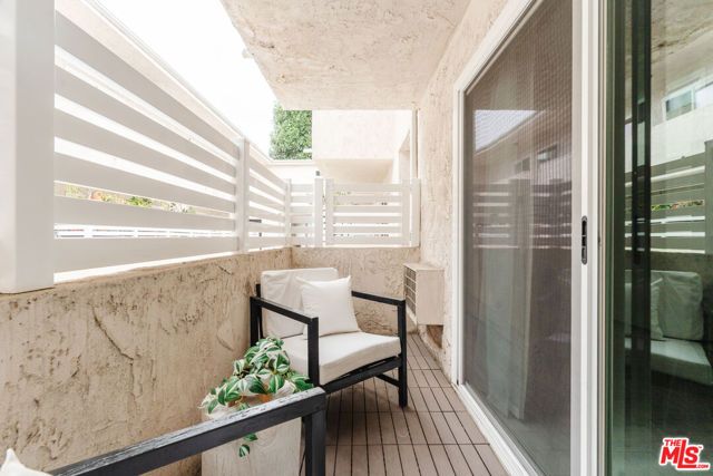 1845 Corinth Avenue 107, Los Angeles, CA 90025