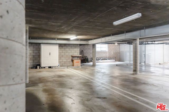 1845 Corinth Avenue 107, Los Angeles, CA 90025