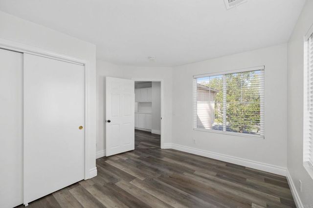 2891 Oakwood Creek Way, Escondido, CA 92027